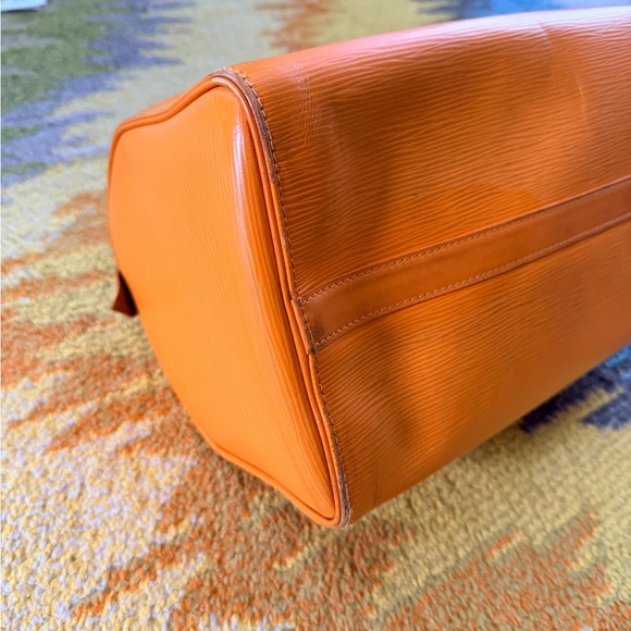 Louis Vuitton Orange Epi Leather Speedy Handbag - Picture 12 of 16